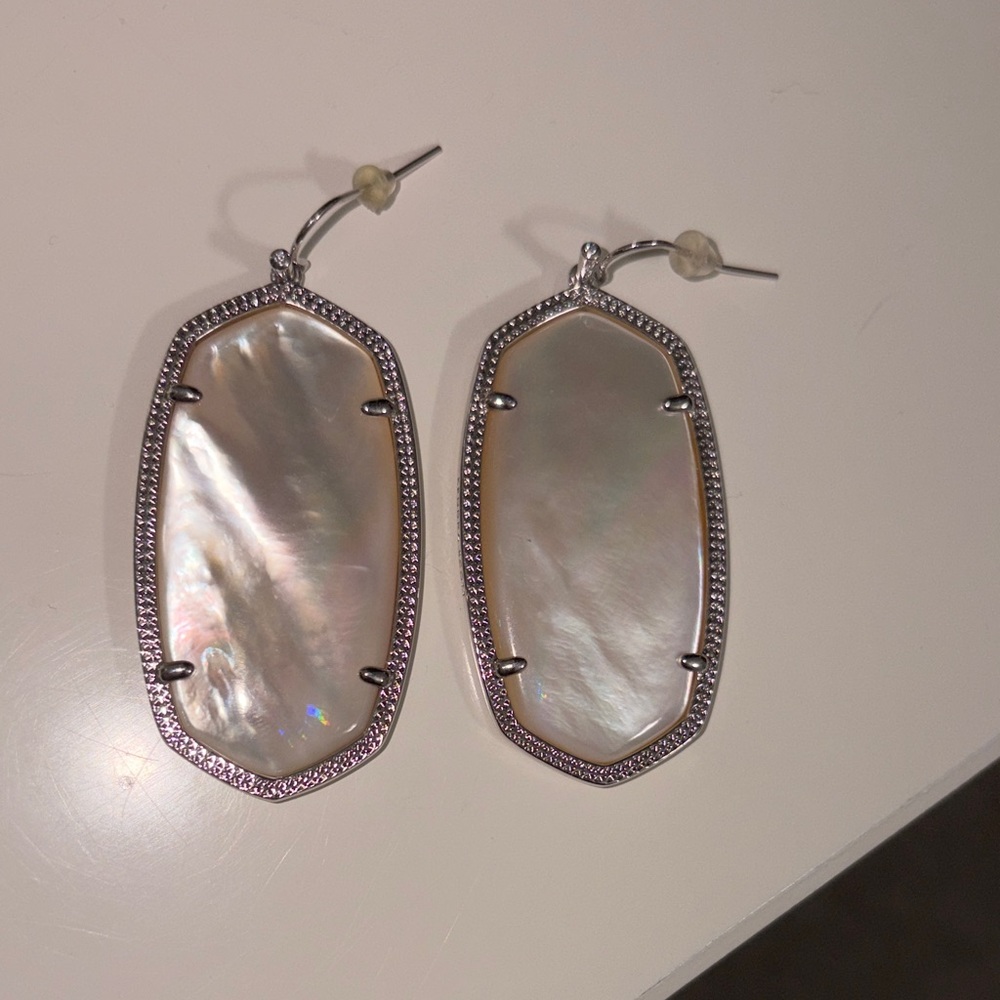 Kendra Scott Mother-of-Pearl Drop Earrings